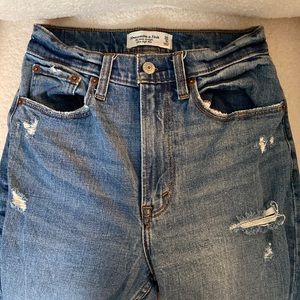 Abercrombie The Ankle Straight Ultra High Rise Size 25R Curve Love